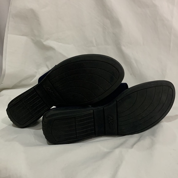 🔥1/2 of Summer Sale!🔥 ANNE KLEIN Dark Blue SPORT Stretch SANDALS - Picture 8 of 10